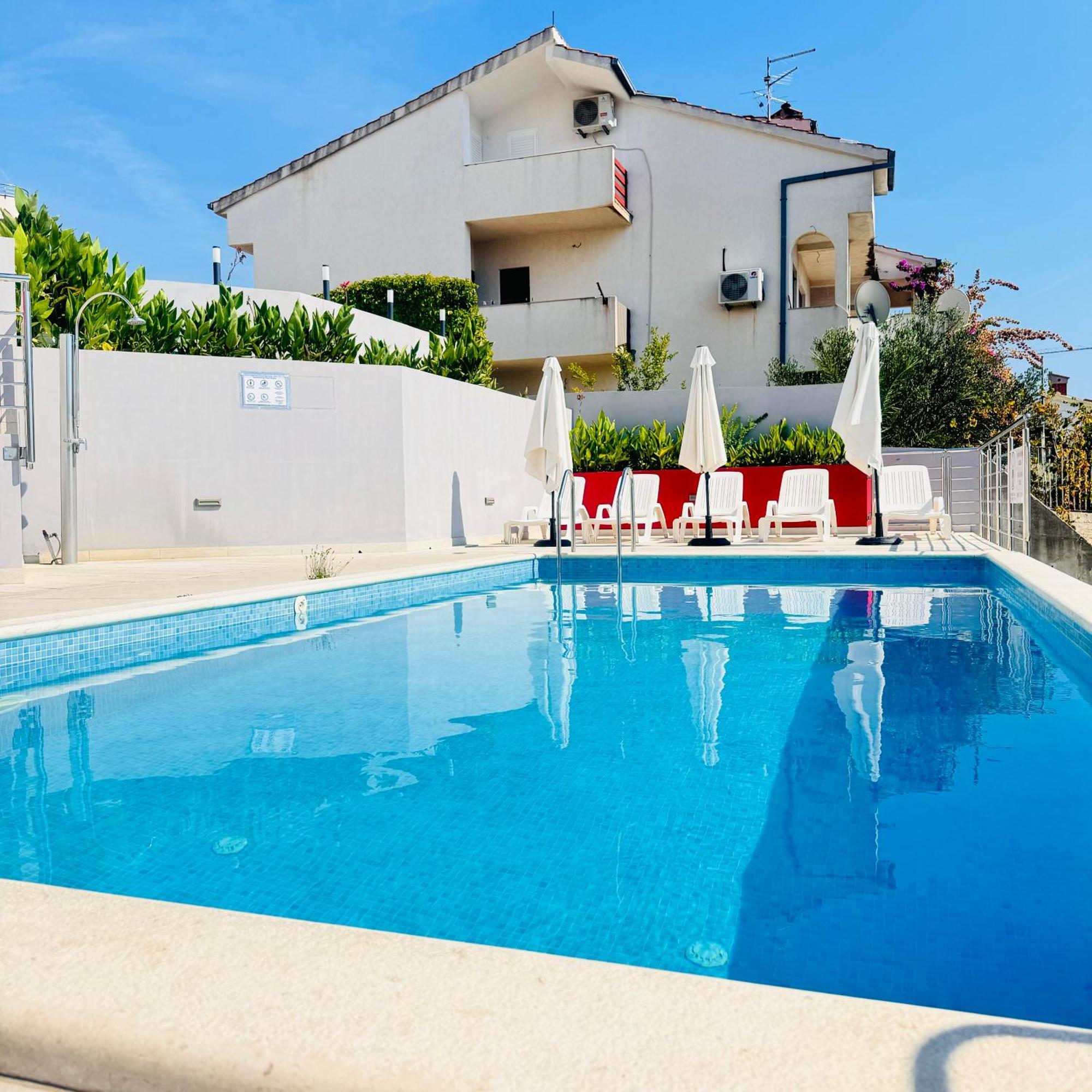 Luxury Apartments Villa Lenka Podstrana Bagian luar foto